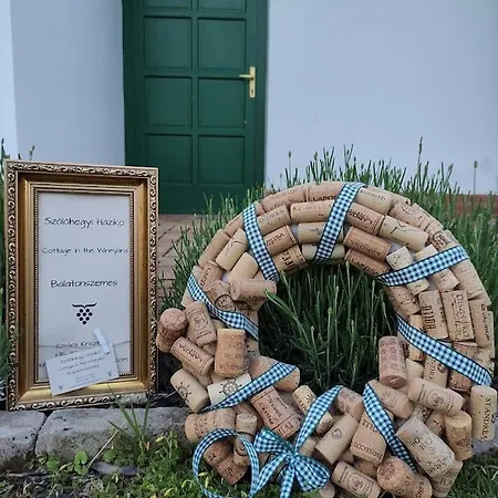 Szőlőhegyi Házikó - In The Vineyard Nyaraló *